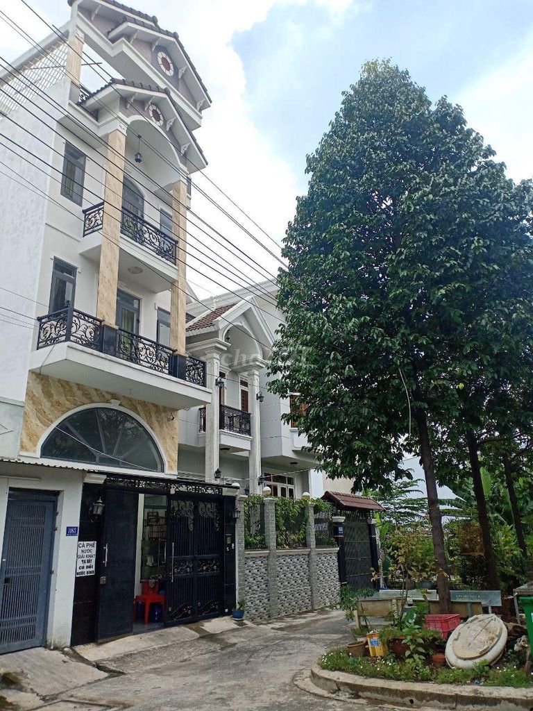 Bán Nhà Ngay Gần Vincom Nguyễn Xí,Bình Thạnh(4X15M) 5 Tầng Nhỉnh 8 Tỷ