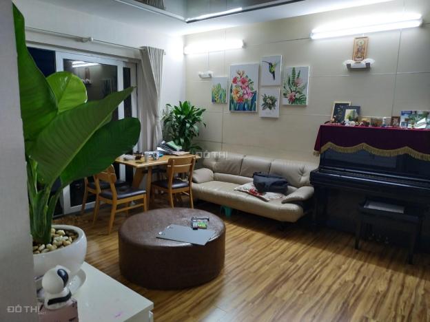 4648944 ảnh đại diện 1