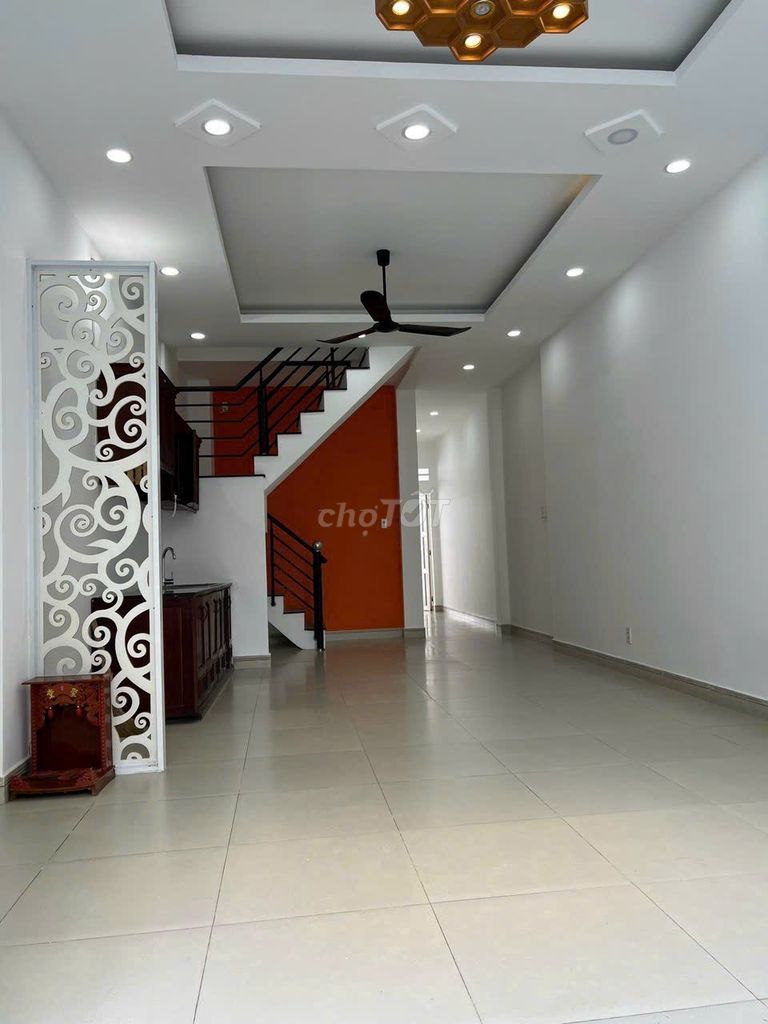 Bán Nhà 2 Tầng, 110M2, Phường Tăng Nhơn Phú B, Q9