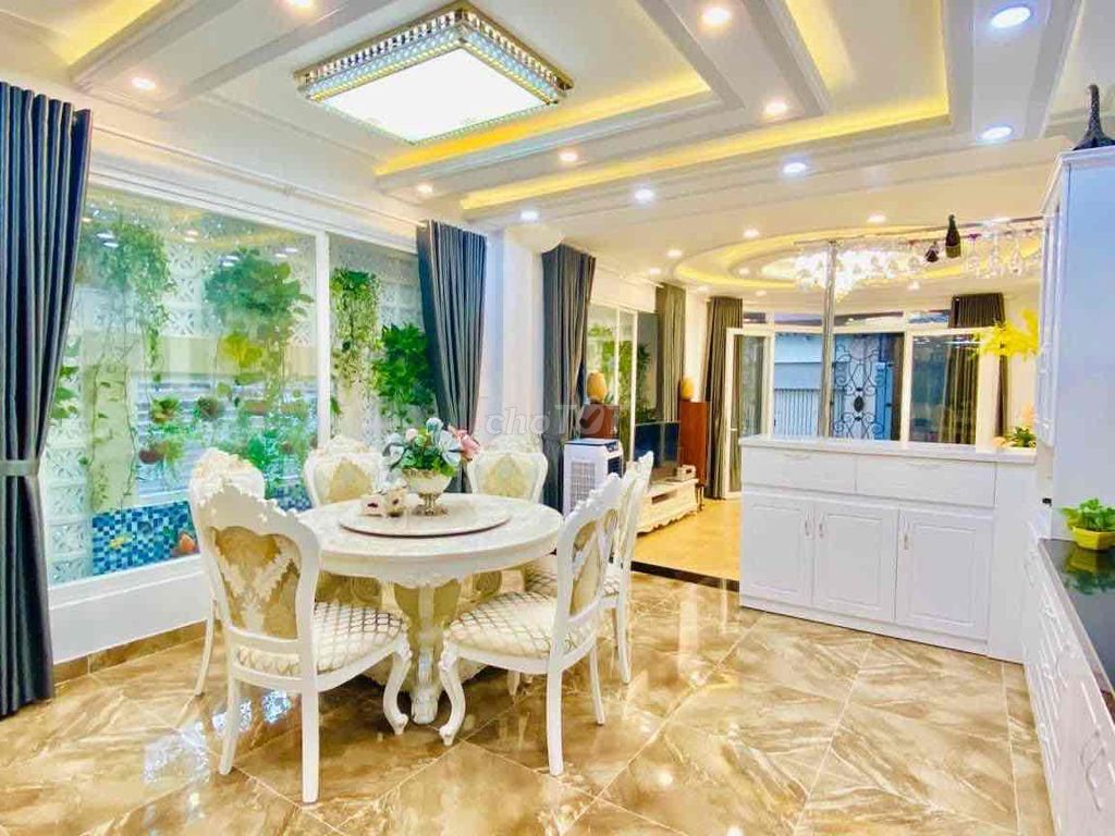 4646269 ảnh đại diện 1