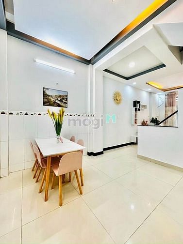 4648194 ảnh đại diện 1