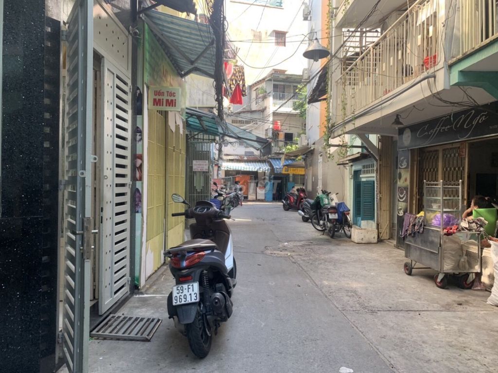4648931 ảnh đại diện 2