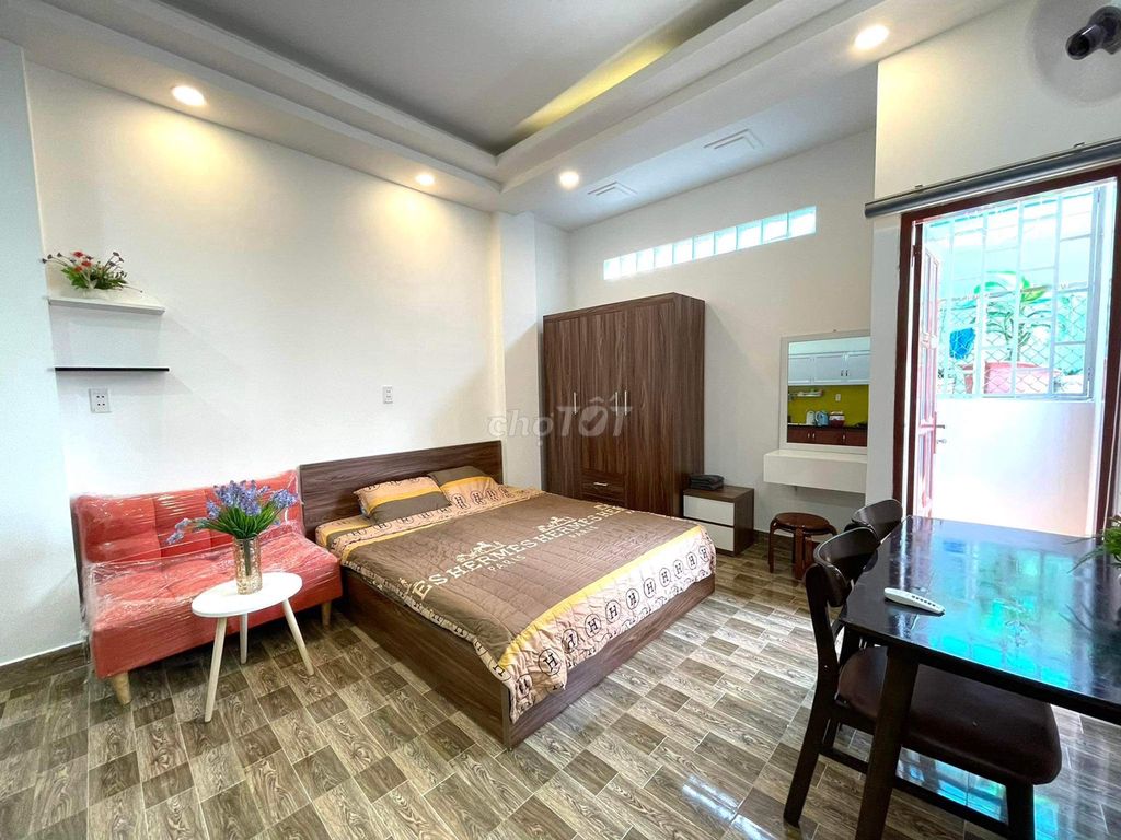 4648729 ảnh đại diện 1