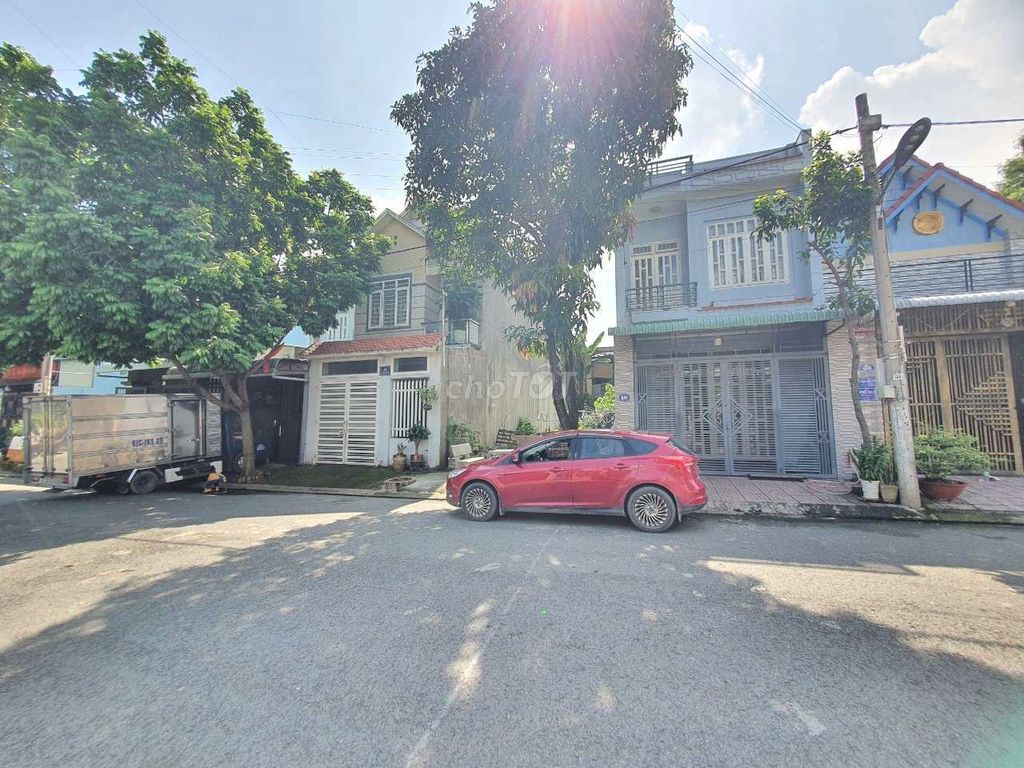 4648669 ảnh đại diện 1