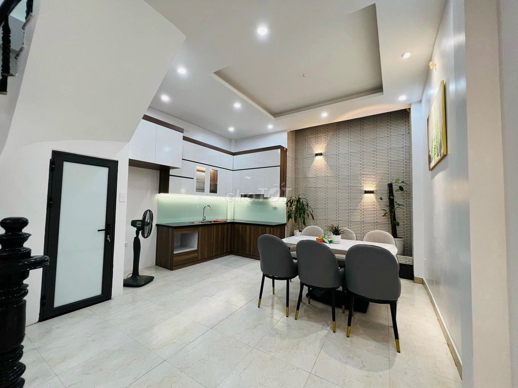 4655173 ảnh đại diện 1