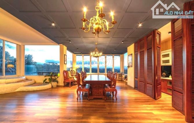 Villa Đẳng Cấp Hơn 1000M2 View Bao Quát Thành Phố Ngàn Hoa