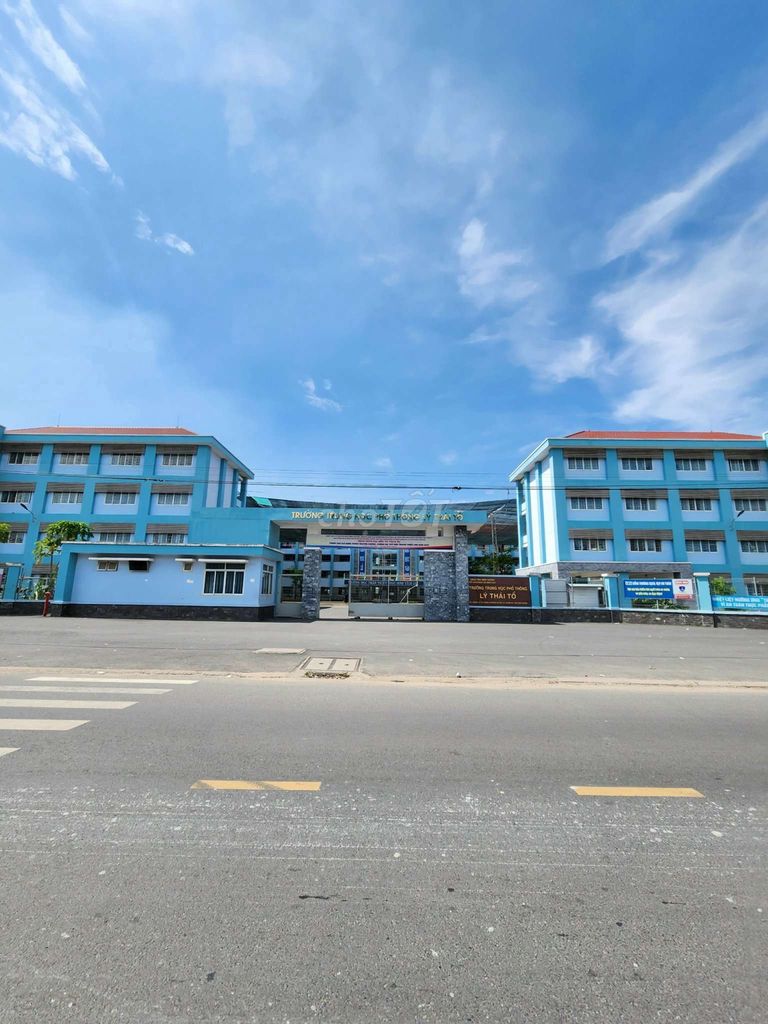 Bán Nhà 2Mt Giá Rẻ, Gần Trường Thpt Lý Thái Tổ Lê Thị Trung P. An Phú