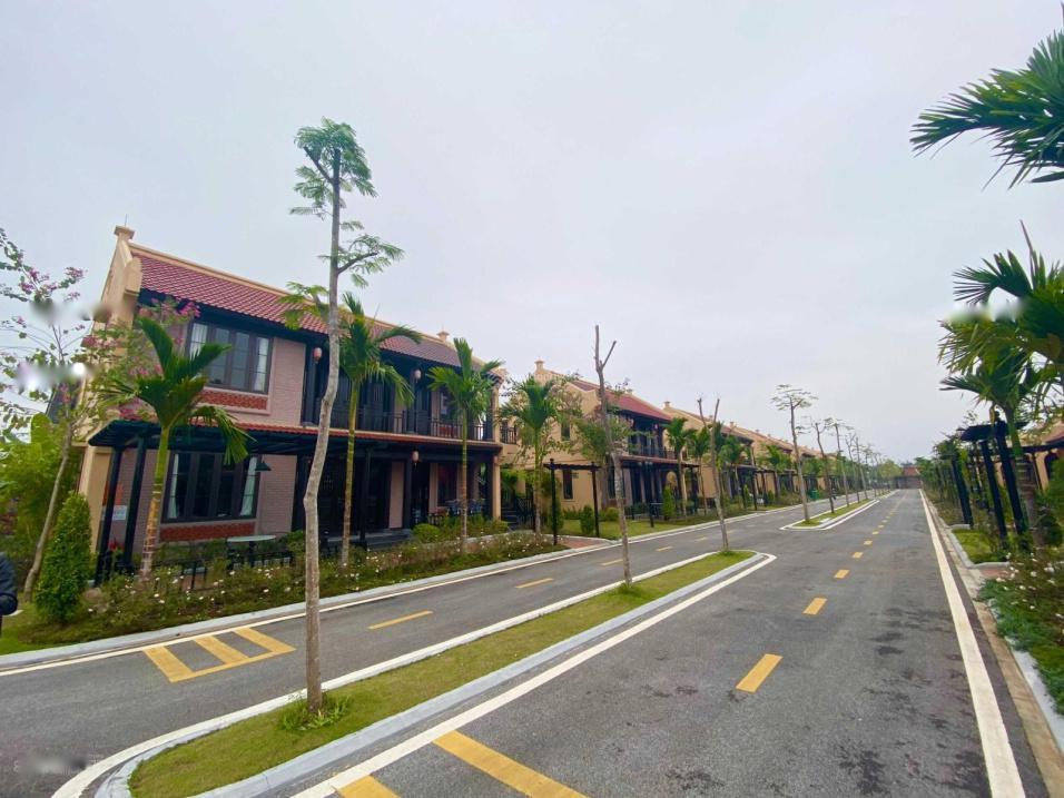 Bán Nhanh Nhà Biệt Thự Liền Lề Vườn Vua Resort & Villas, Giá 5.7 Tỷ Tại Huyện Thanh Thủy - Phú Thọ