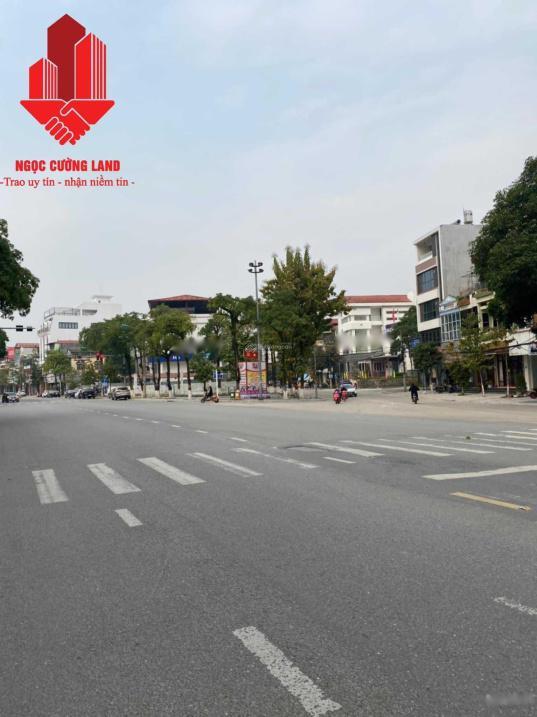 Cần Bán Nhanh Nhà Mặt Phố Mặt Tiền 5M Tại Đường Hoàng Liên - Kim Tân, Thỏa Thuận