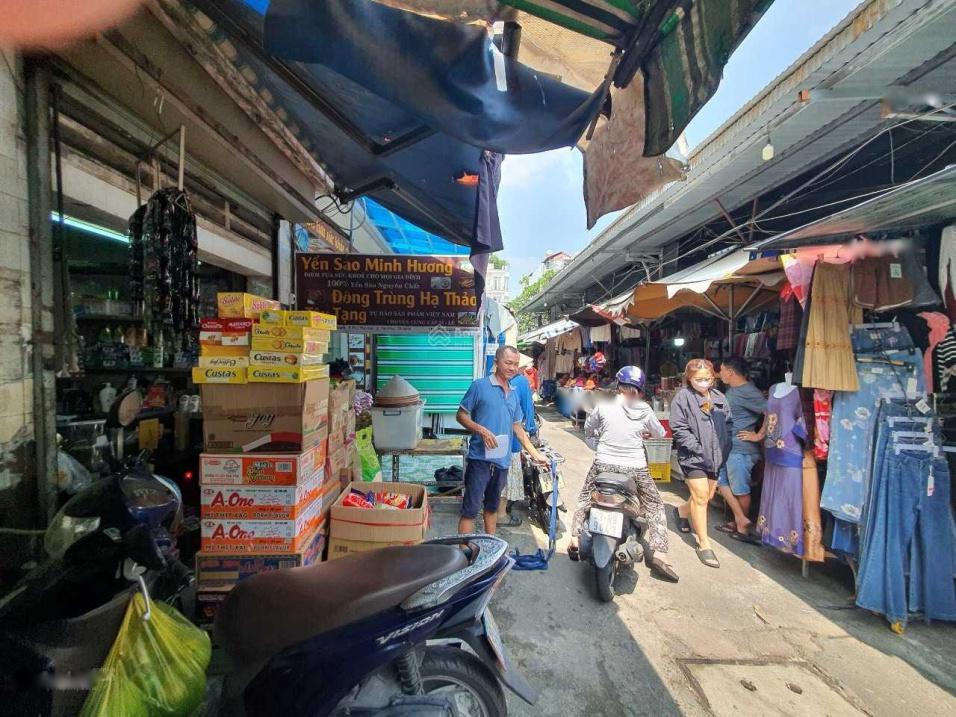 Nhà Trong Chợ Nguyễn Sơn 68M2 Chỉ 6.5 Tỷ, Lh: