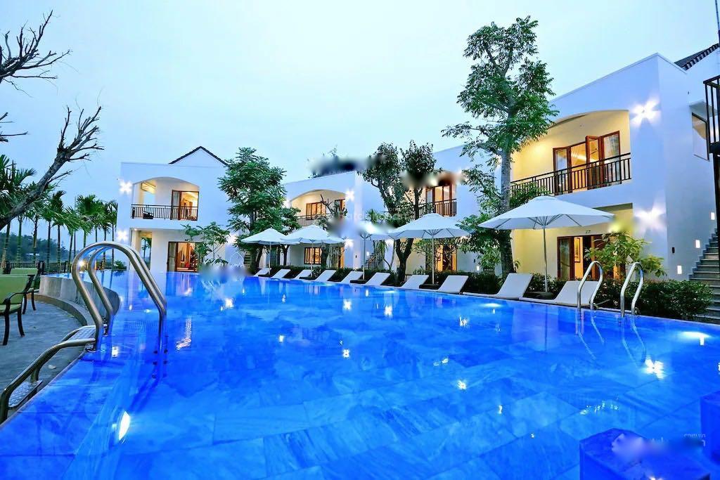 Cần Bán Villa Hotel Du Lịch Đường Lý Thường Kiệt , Sơn Phong , Tp. Hội An - Diện Tich : 1500M2 -