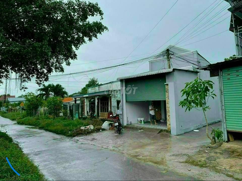 Bán Nhà Ngộp Đường Bến Than, Xã Tân Thạnh Đông, Huyện Củ Chi. Dt 80M2