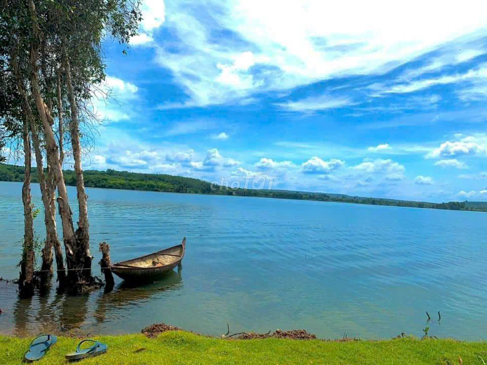 View Hồ Nghỉ Dưỡng