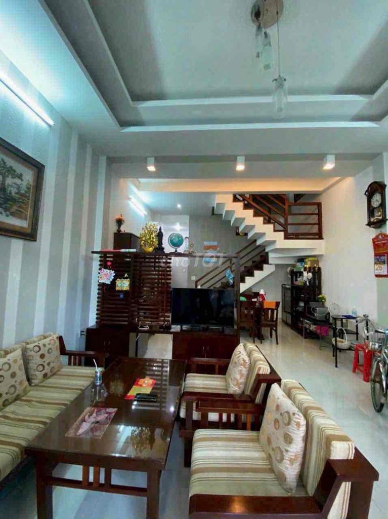 Cần Bán Gấp Nhà 3 Tầng Hẻm Đồng Nai ,Tp Nha Trang. Giá 3 Tỷ 50 Triệu