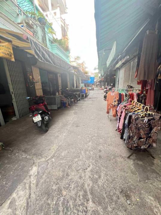 Bán Nhà Trong Chợ Nguyễn Sơn - Hoàng Ngọc Phách (6.5X12,5M) 1 Lửng 2 Lầu Sân Thượng