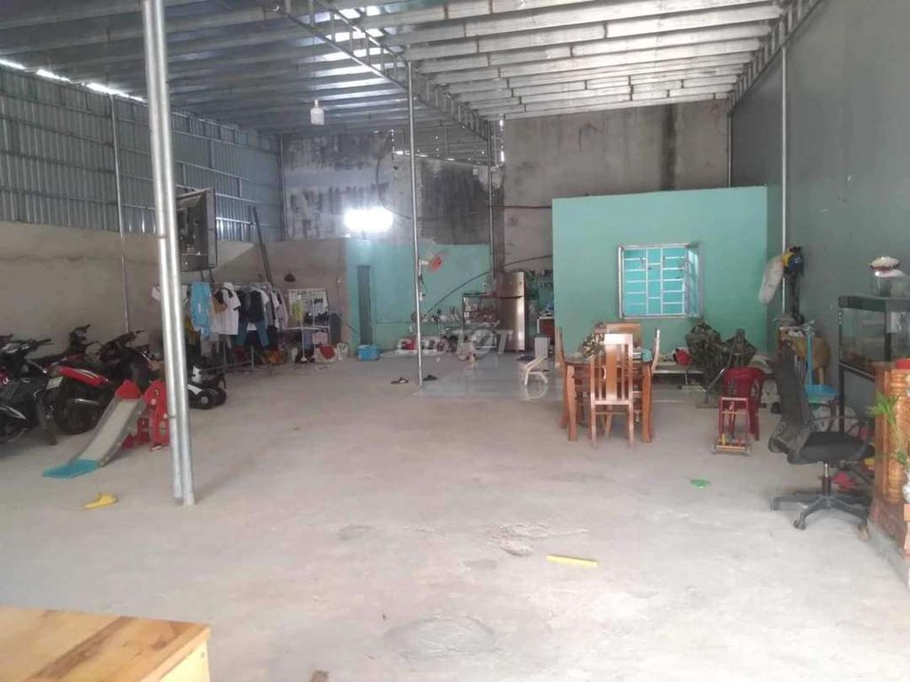 Cho Thuê Kho/Xưởng Hẻm Nhựa 8M Thông, Phường Hòa Thạnh, Quận Tân Phú.