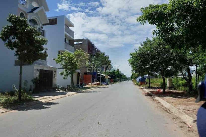 Kẹt Vốn Bán Lỗ Đất Thổ Cư 80M2 Võ Văn Kiệt, Phường 10, Quận 5, Xdtd