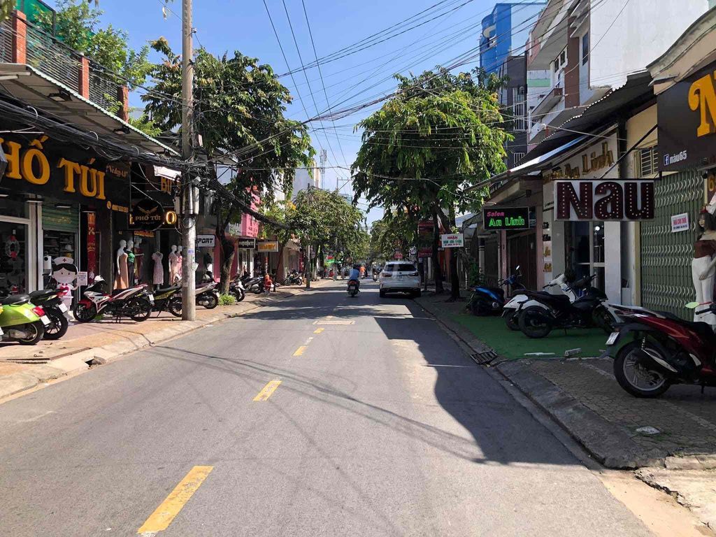 Nhà Lầu Đep Hoàn Công Hẻm 5 Nguyễn Việt Hồng Thuận Tiện Kd Online,Nk,C