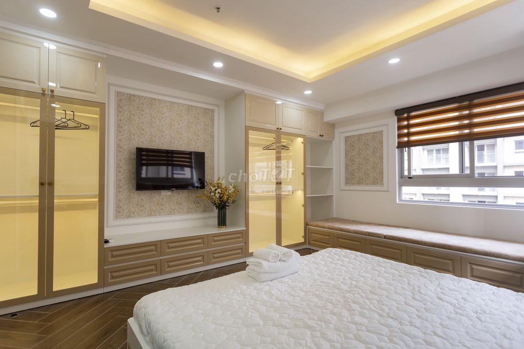 3 Bedroom Apartment For Rent In Cosmo D7 - Cho Thuê Căn Hộ 3Pn Cosmo
