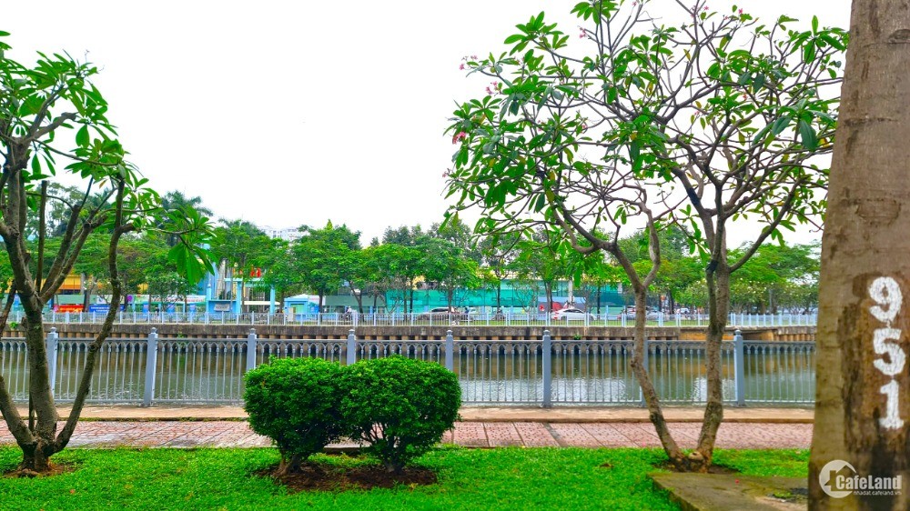 Nhà 32M2 (4M X 8M), 10 Mét Ra Mặt Đường Hoàng Sa, Tân Định, Quận 1. 4,9 Tỷ