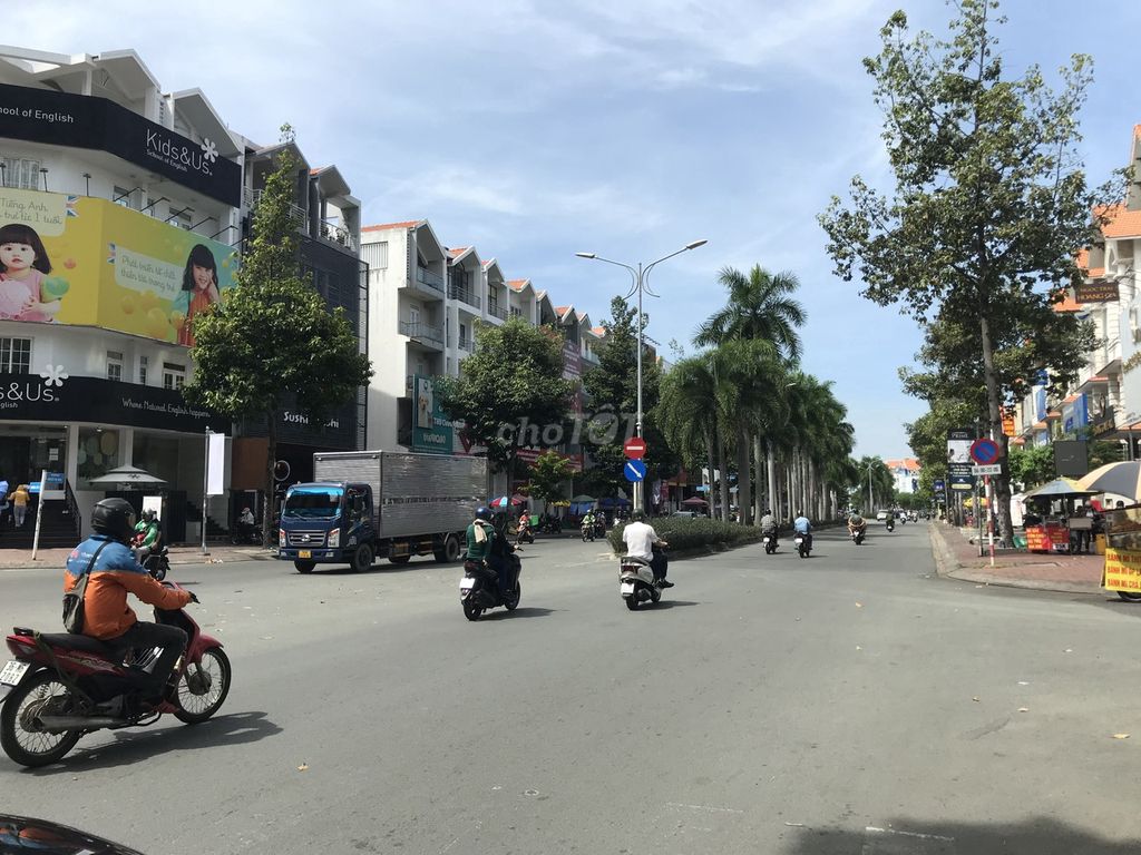 ✅ Nhà Góc Nguyễn Thị Thập Q7 (10X20M) _ Kdc Him Lam, Gần Lottemart