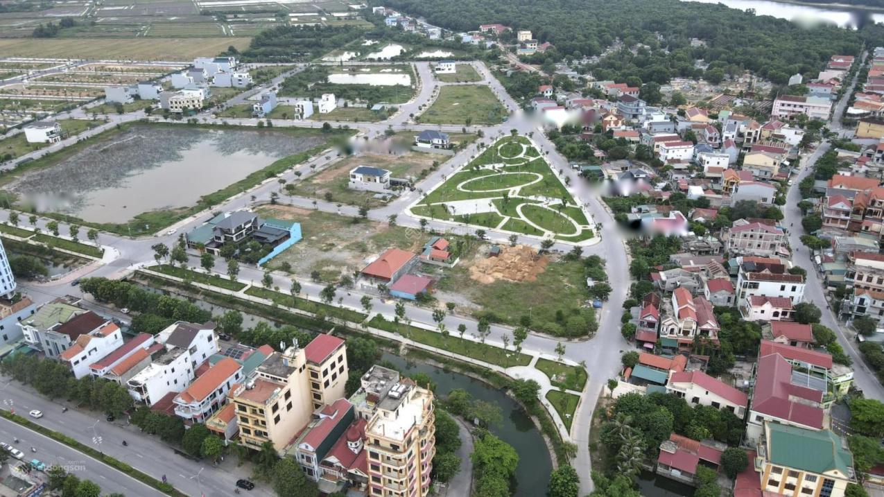 Cần Bán Đất Nền Mặt Tiền 15M, Hướng Tây - Nam Tại Đồng Hới - Quảng Bình, Thỏa Thuận