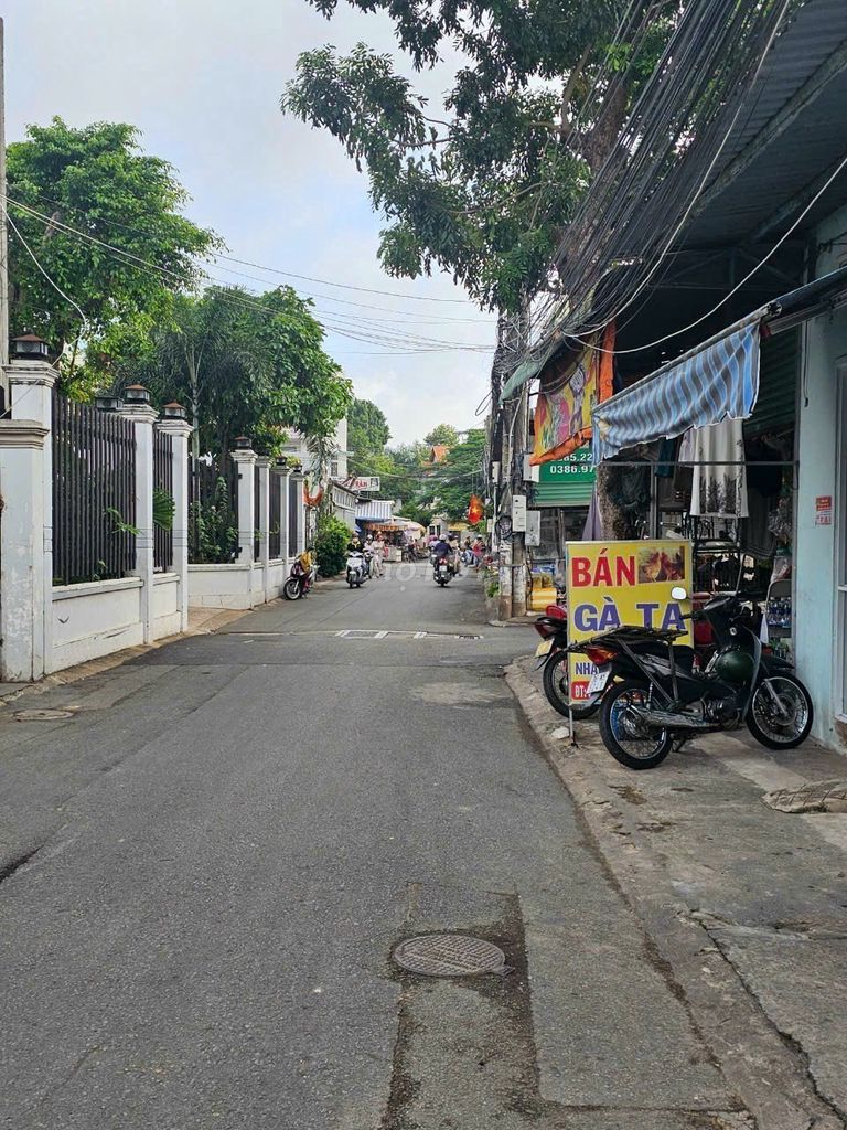 Bán Đất Gần Ngã 4 Chợ Đình, Phú Lợi.