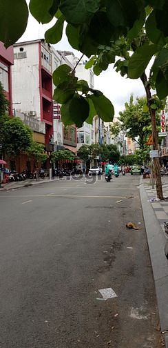 Bán Nhà 174 Nguyễn Trãi, Bến Thành, Quận 1. Dt 90M2. Giá 70 Tỷ