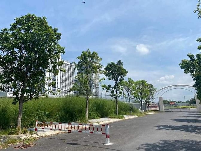 Bán Gấp Lô Đất Thổ Cư - 75M2 Đường Long Thuận, Long Phước, Quận 9.