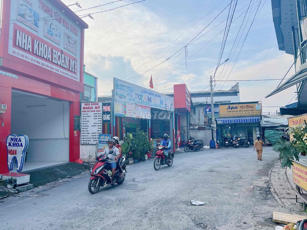 Nhà Mặt Tiền Ngay Chợ, Kcn Lê Minh Xuân, Tổng Dtsd 150 M2