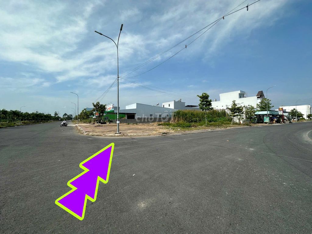 Cho Thuê Cặp Nền Góc 176,5M2 Đường A1 & A4 Kdc Tân Phú, Cái Răng