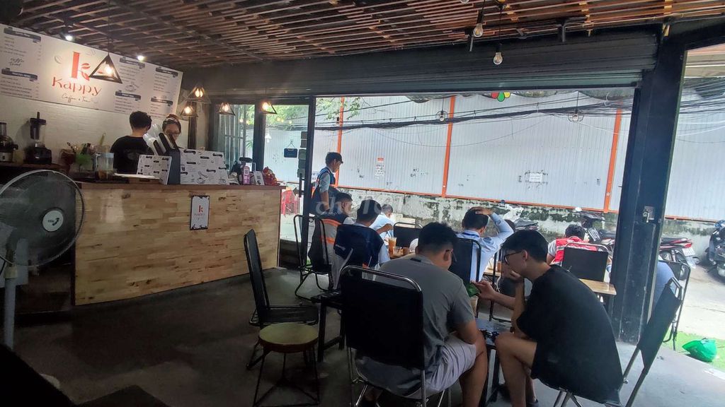 Sang Quán Cafe Mặt Bằng Cổng Sau Đh Văn Lang