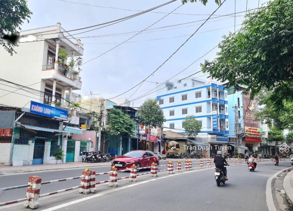 Cần Bán Gấp Nhà Mặt Phố Đẹp Mặt Tiền 7M Tại Đường Nguyễn Thị Minh Khai - Nha Trang, Giá 16 Tỷ