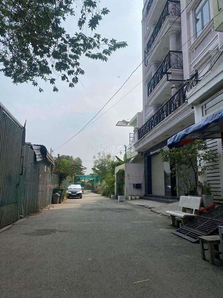 Bán Nhà 4 Tầng,Khu Dân Cư Hiện Hữu, Đường Huỳnh Tấn Phát Quận 7.