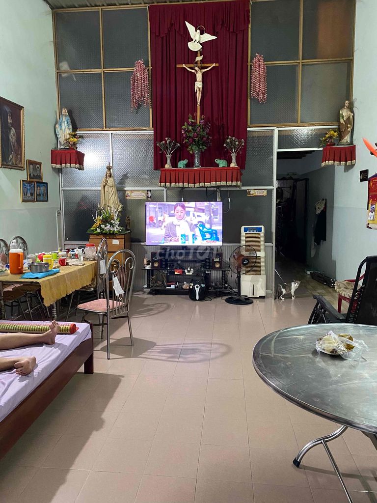 Nhà Gần Giáo Xứ Hà Nội, Chợ Lê Nin Phường Tân Biên