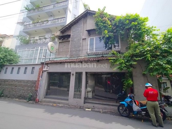 Nhà Góc 2Mt Trương Quốc Dung, P10, Phú Nhuận