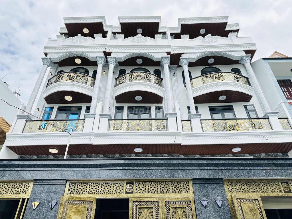 Bộ Ba Nhà Phố Tuyệt Đẹp Ặt Tiền Hẻm 160 Phan Huy Ích - 4X18 Giáp Tbinh