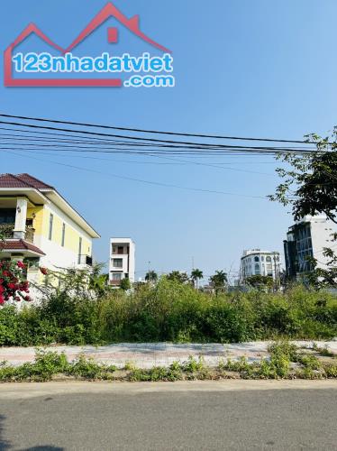 Bán Đất Biệt Thự Đường Chế Viết Tấn Thuộc Hoà Xuân, Cẩm Lệ, Đà Nẵng 250M2 View Kênh Giá Rẻ