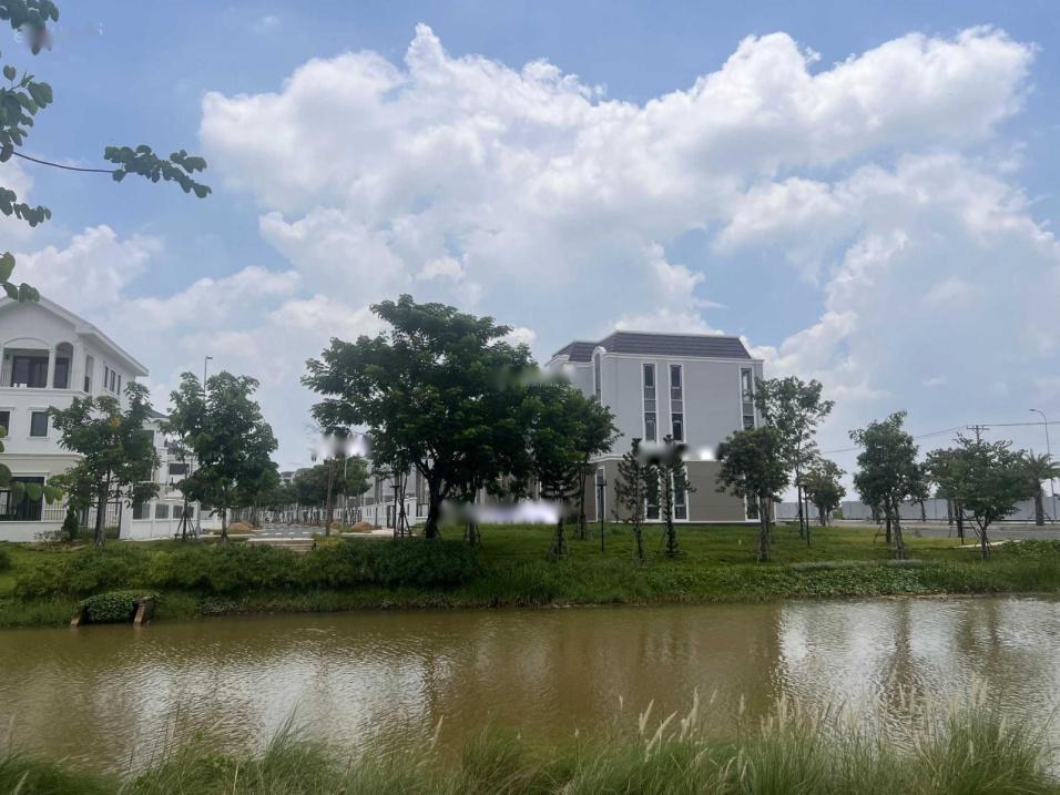 Cần Bán Biệt Thự Khu Đô Thị Aqua City, 2 Tầng, 100 M2, Giá 5 Tỷ Tại Thành Phố Biên Hòa - Đồng Nai
