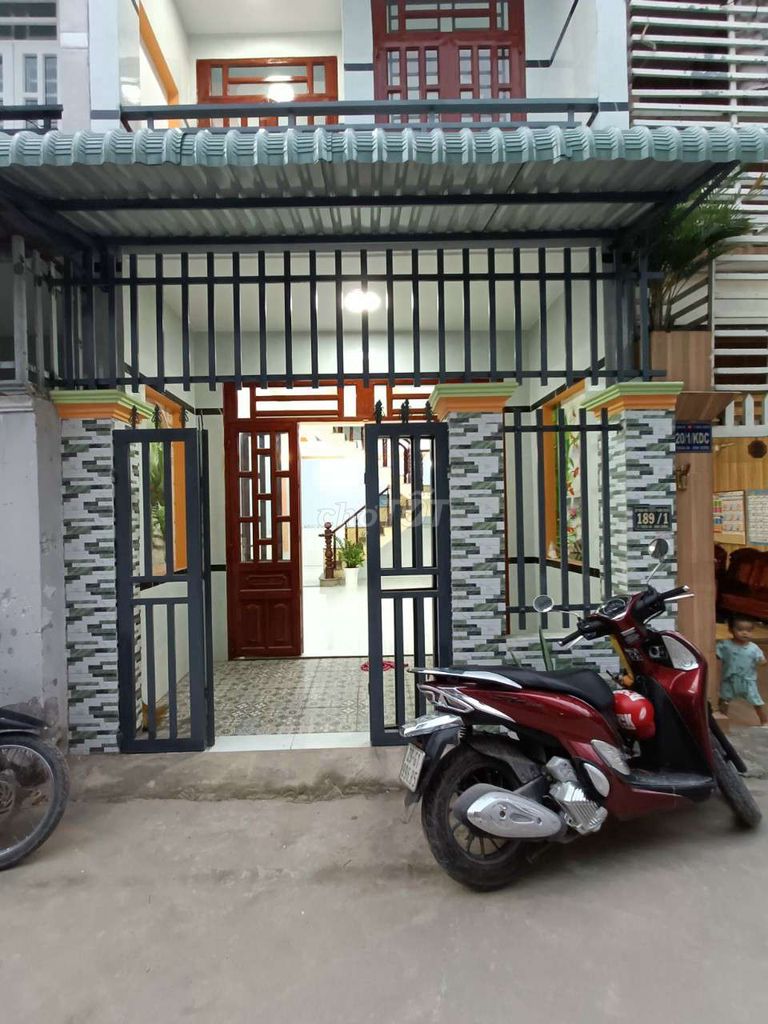 Bán Nhà Lầu Trệt Mới Ngã Tư Bình Chuẩn - Tp Thuận An - Bd