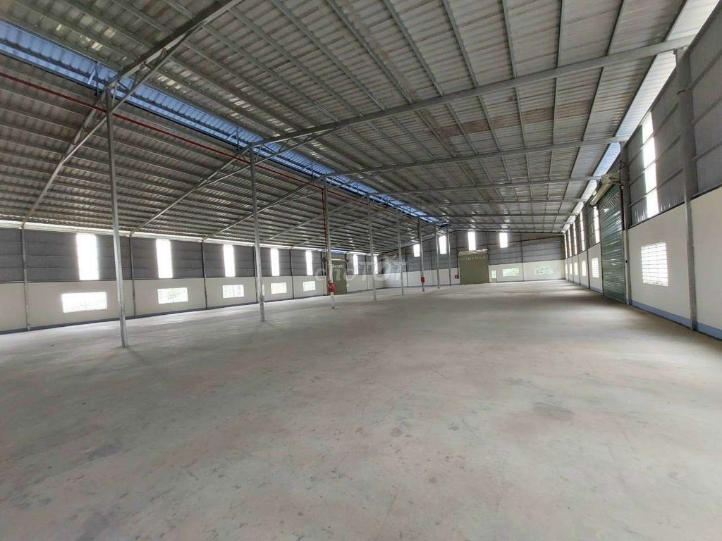 Cbo Thuê Xưởng Mới Xây 2500M2.Pccc Vách Tường,Đường Xe Công.tân Uyên