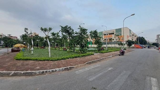 Đất Phân Lô Giang Biên, Đường Rộng - Vỉa Hè Rộng, View Công Viên, 75M2