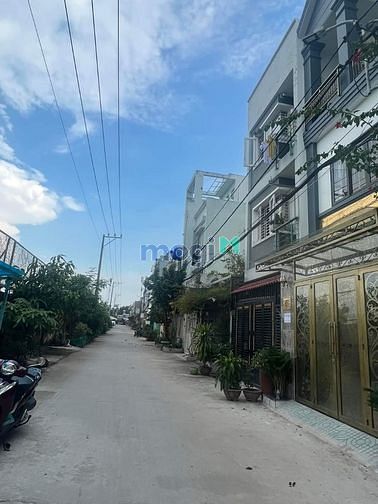 Bán Nhà Đường Nguyễn Thị Hương 4X13, Xd 2 Lầu, 4Pn, Xe Hơi Trong Nhà