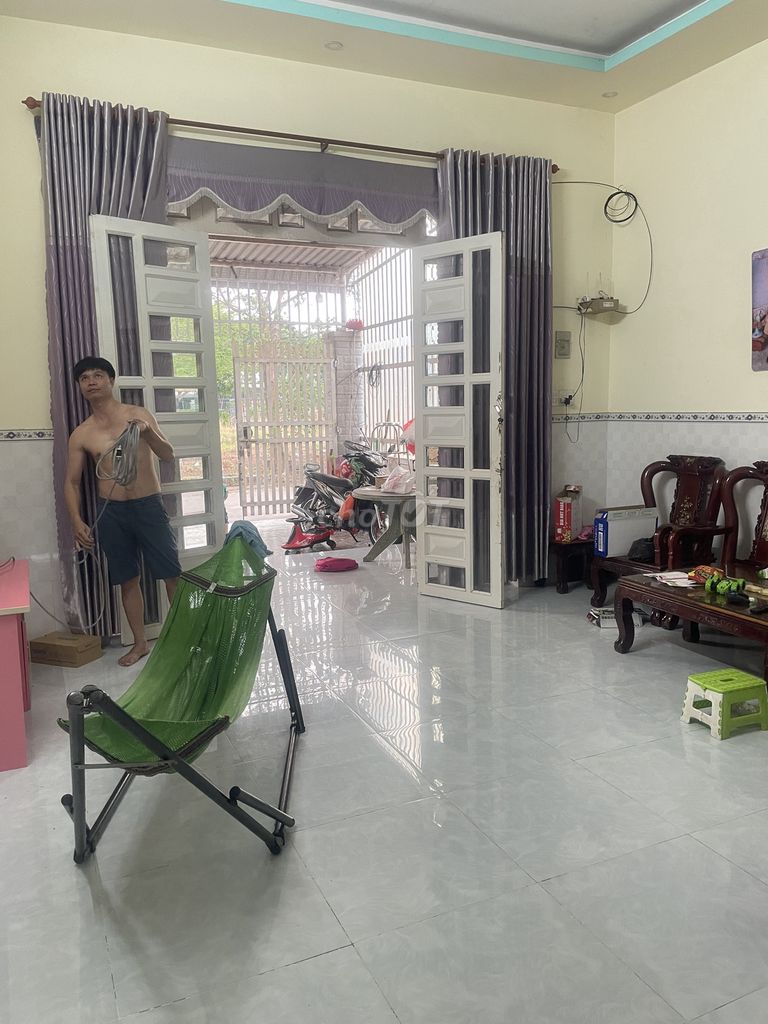 Tôi Kẹt Tiền Cần Bán Căn Nhà Đang Ở Tại Khu 4 Tân Định