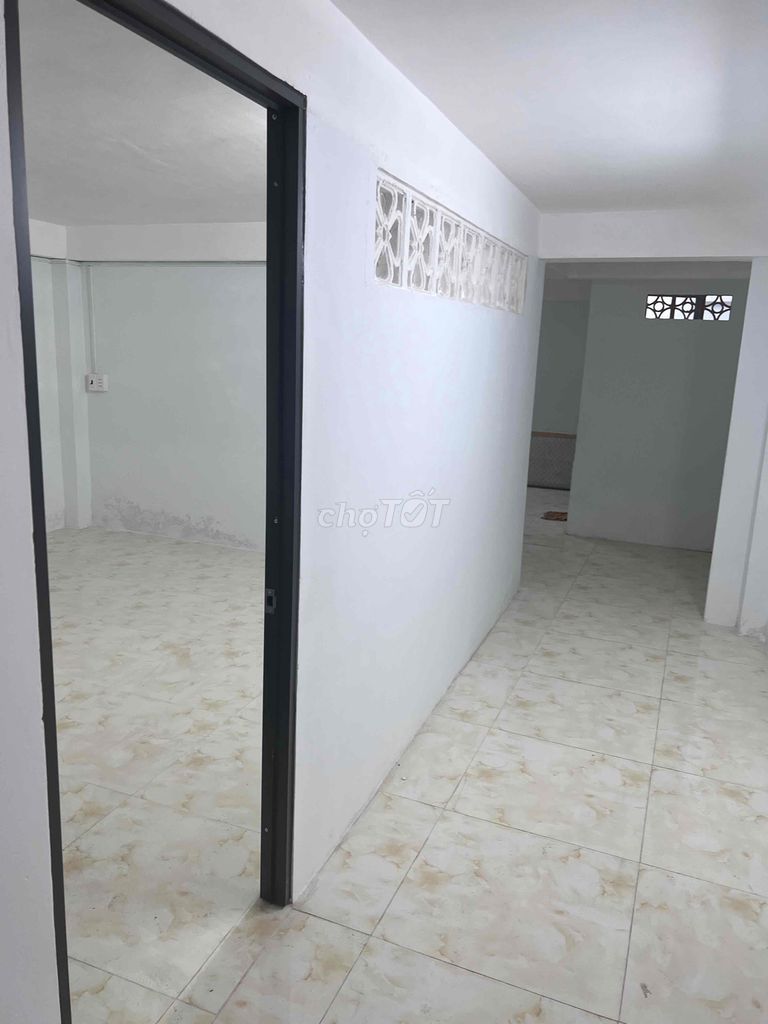 Nhà Cho Thuê, Diện Tích 100M2, 4 Phòng Ngủ