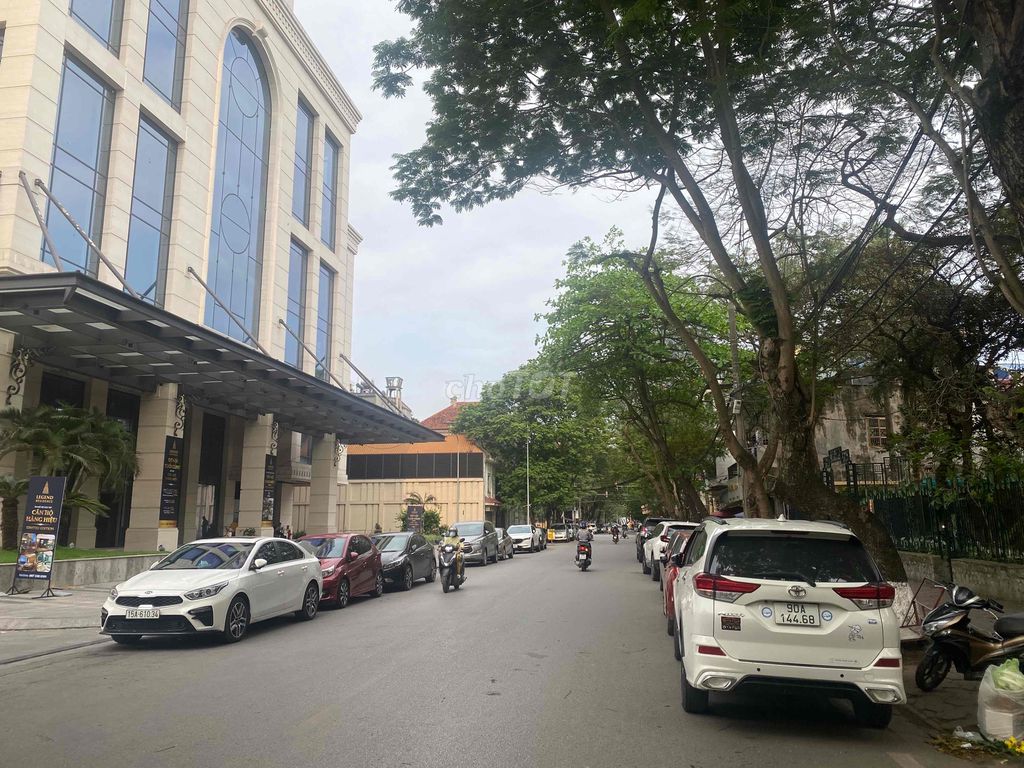 Bán Nhà Mặt Phố Trần Quang Khải Ngay Gần Ks Hilton Brg: