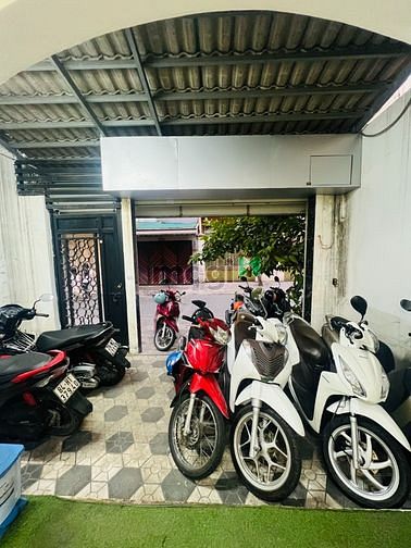 Cho Thuê Nhà Hẻm Xe Hơi Hai Bà Trưng, Phường Võ Thị Sáu, Quận 3.