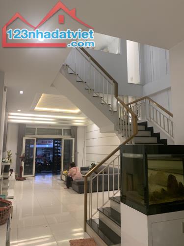 Bán Nhà Mặt Tiền Khu Phường 7, Tân Bình, 120M2, Giá Chỉ 19Ty