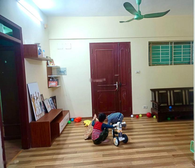 Cần Bán Gấp Căn 2 Phòng Ngủ, 60 M2, Giá 2.5 Tỷ Tại Đường Nguyễn Khuyến - Hà Đông - Hà Nội