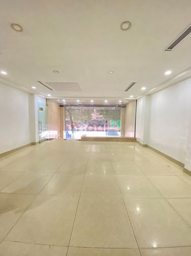 Cho Thuê Nhà Dịch Vọng Hậu, 100M2, 7 Tầng, Làm Văn Phòng, Đào Tạo